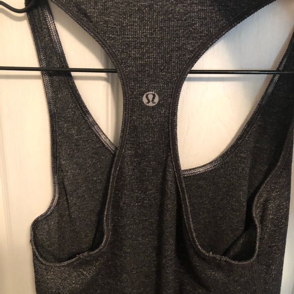 Grey Lululemon tanktop - Picture 2 of 3